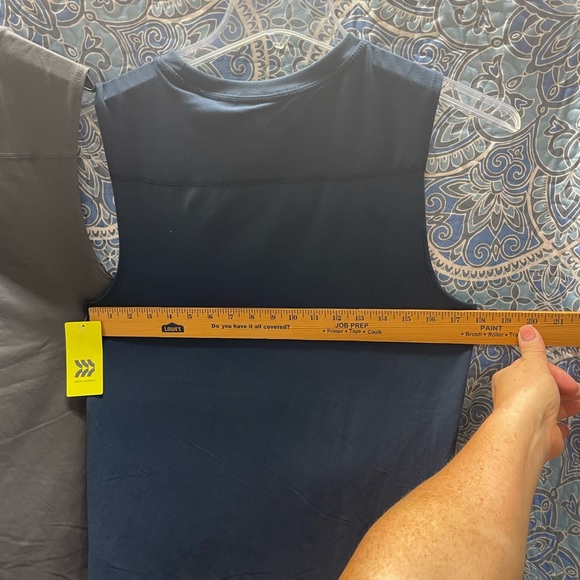 Tank top bundle - Picture 6 of 12